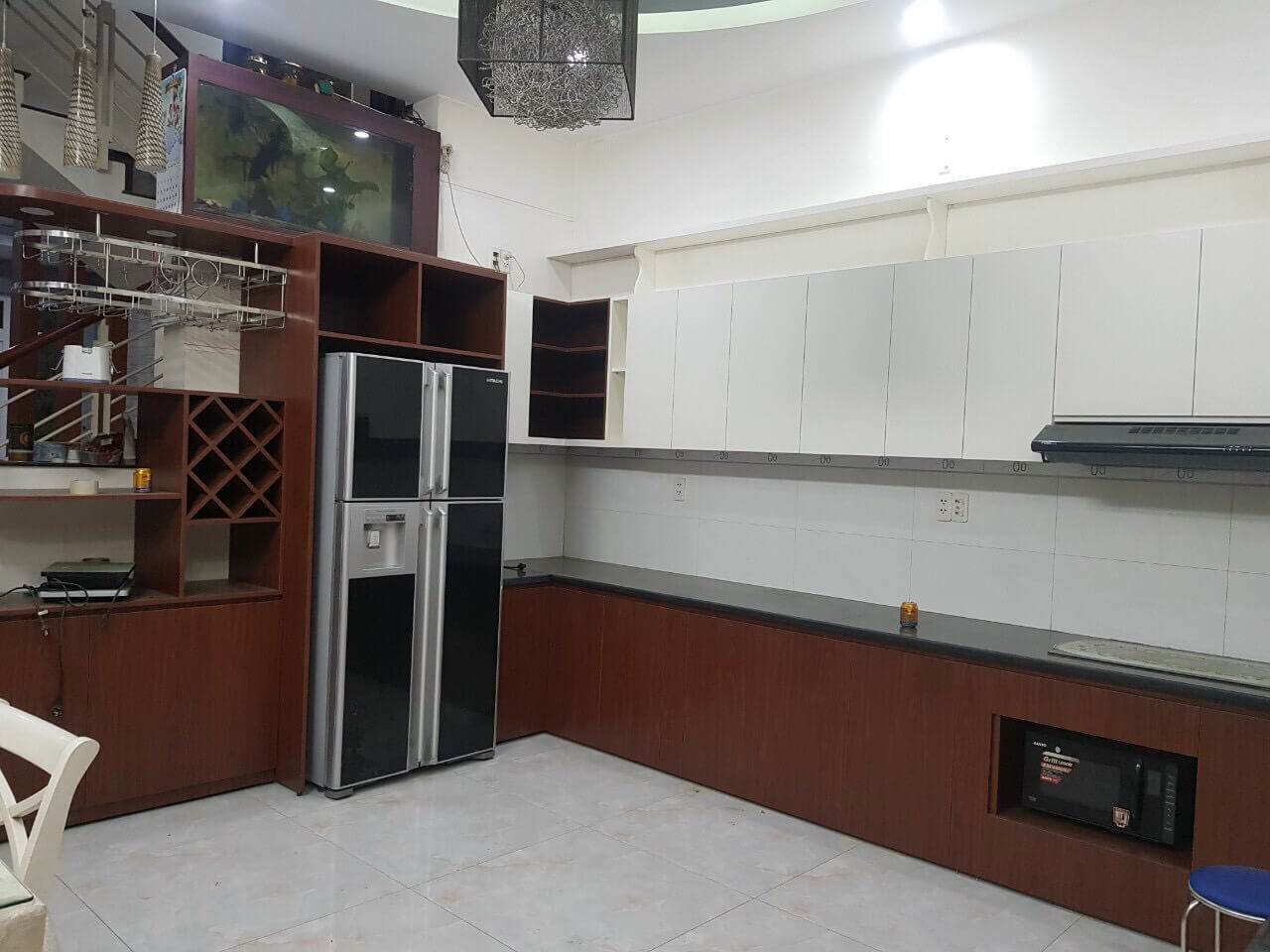 Hình ảnh nội thất nhà đẹp, tủ bếp tiện nghi